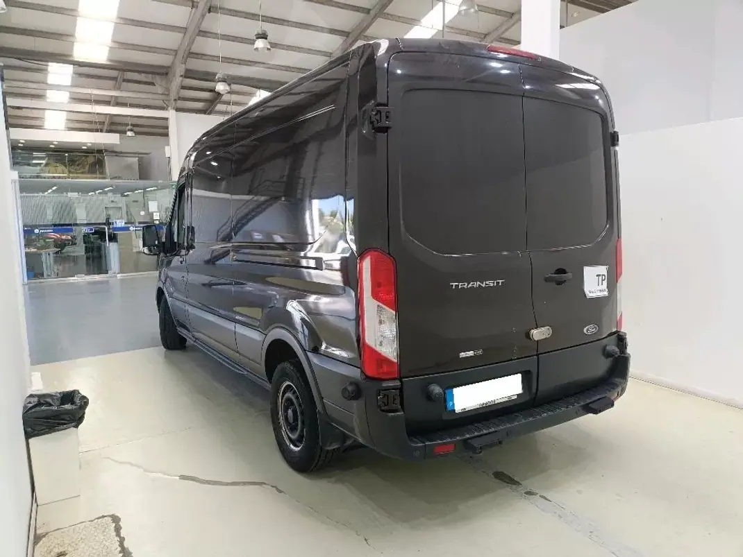 Ford 2022 - 16869 EUR, 154329 km - AUTO.MOTO.pt - 154329km - foto 3 de 9