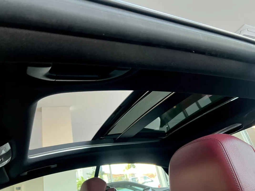 Mercedes-Benz E 220 2015 - 24999 EUR, 161900 km - AUTO.MOTO.pt - 161900km - foto 75 de 135