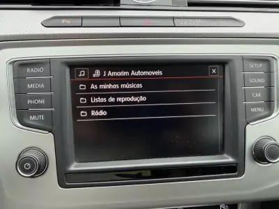 Volkswagen Passat Variant 2015 - 11490 EUR, 200121 km - AUTO.MOTO.pt - 200121km - foto 21 de 37