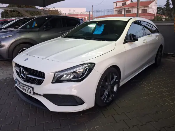 Mercedes-Benz CLA 200 2016 - 18900 EUR, 178000 km - AUTO.MOTO.pt - 178000km - foto 2 de 9