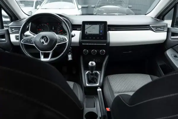 Renault Clio 2021 - 12999 EUR, 105800 km - AUTO.MOTO.pt - 105800km - foto 14 de 24
