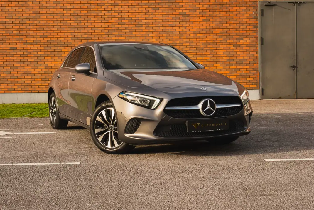 Mercedes-Benz A 250 2022 - 25000 EUR, 124440 km - AUTO.MOTO.pt - 124440km - foto 1 de 24