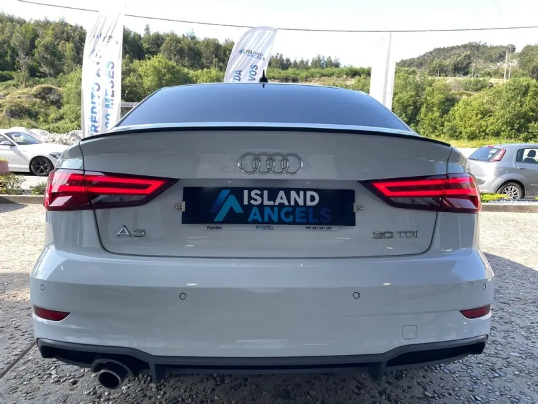 Audi A3 Limousine 2019 - 24999 EUR, 107600 km - AUTO.MOTO.pt - 107600km - foto 8 de 43