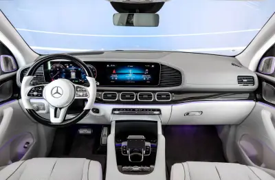 Mercedes-Benz GLS 600 2023 - 240000 EUR, 14123 km - AUTO.MOTO.pt - 14123km - foto 7 de 40