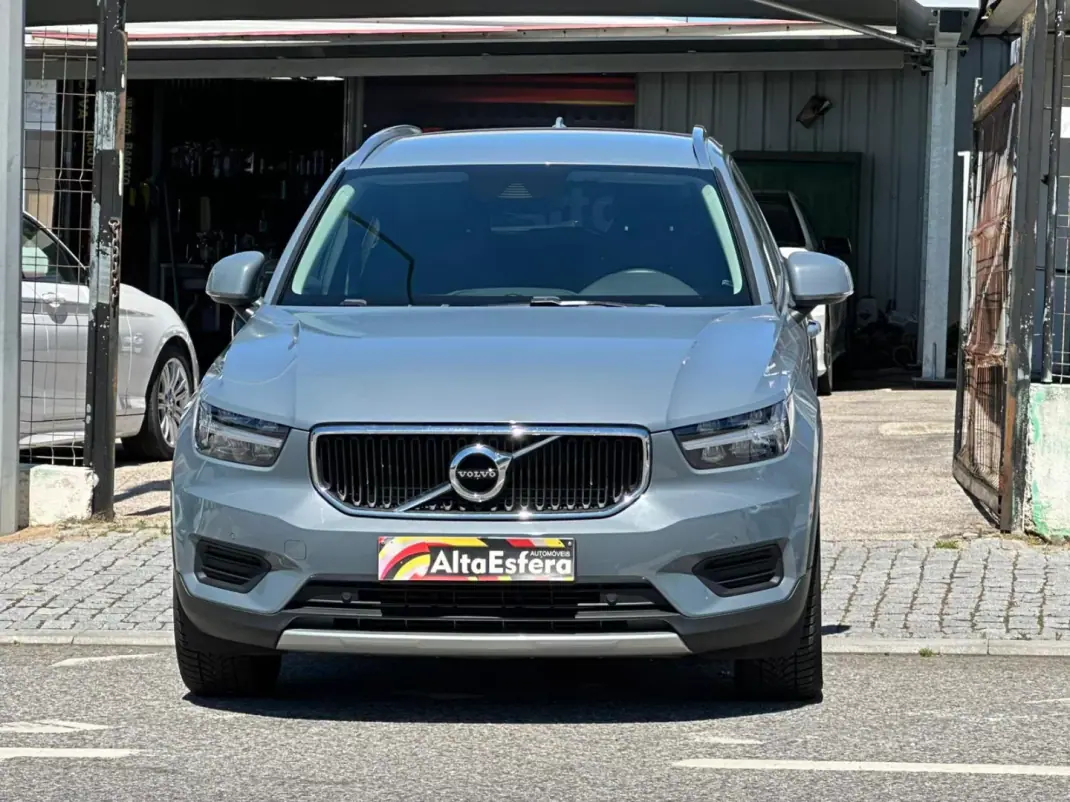 Volvo XC 40 2020 - 29900 EUR, 68976 km - AUTO.MOTO.pt - 68976km - foto 11 de 35