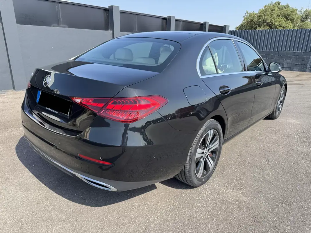 Mercedes-Benz C 220 2022 - 43500 EUR, 71400 km - 71400km - foto 6 de 36