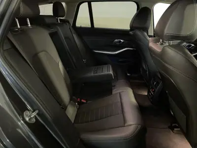 BMW 318 2020 - 26850 EUR, 184000 km - AUTO.MOTO.pt - 184000km - foto 15 de 40