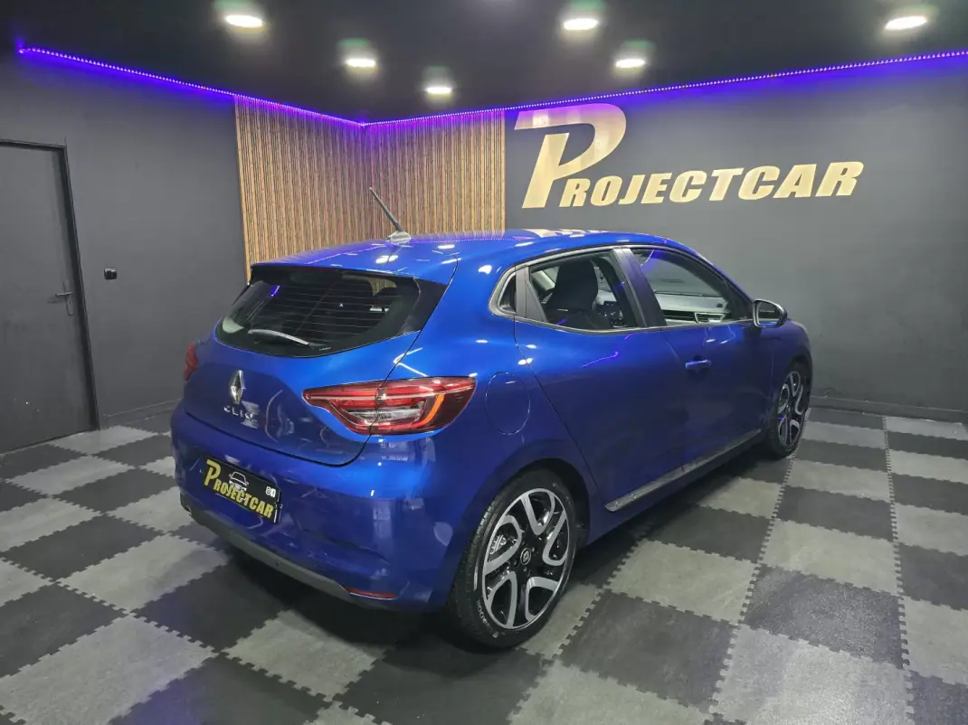 Renault Clio 2021 - 14900 EUR, 56000 km - AUTO.MOTO.pt - 56000km - foto 13 de 25