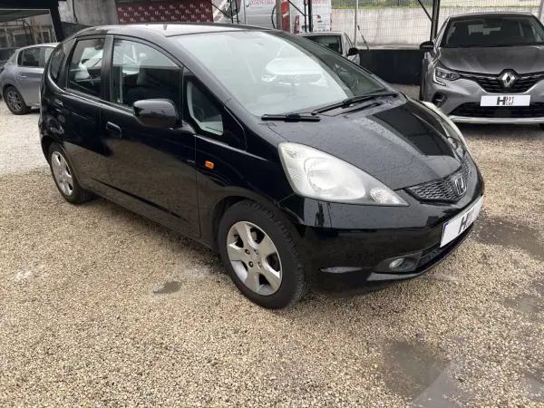Honda Jazz 2008 - 4765 EUR, 235500 km - AUTO.MOTO.pt - 235500km - foto 3 de 15