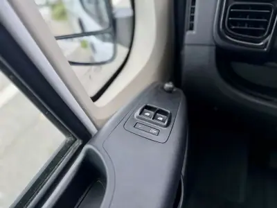 Opel 2024 - 31450 EUR, 59000 km - AUTO.MOTO.pt - 59000km - foto 11 de 20