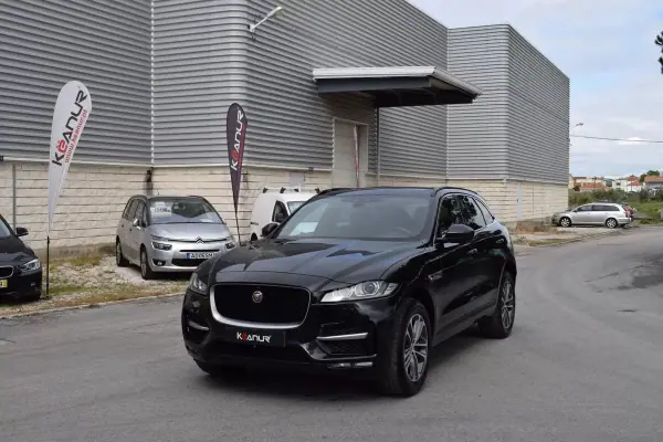 Jaguar F-Pace 2017 - 22500 EUR, 145545 km - AUTO.MOTO.pt - 145545km - foto 9 de 57