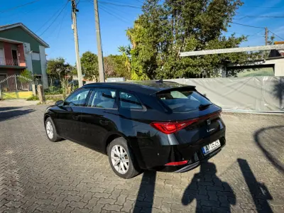 SEAT Leon ST 2022 - 16800 EUR, 178000 km - AUTO.MOTO.pt - 178000km - foto 10 de 12