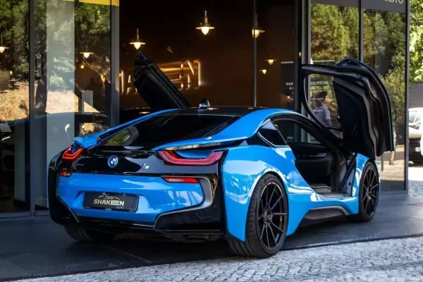 BMW i8 2016 - 61900 EUR, 93668 km - AUTO.MOTO.pt - 93668km - foto 5 de 45