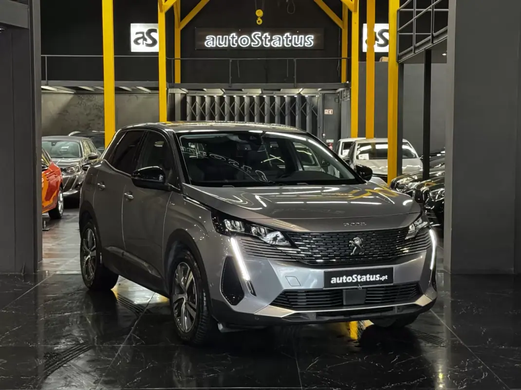 Peugeot 3008 2021 - 20990 EUR, 102400 km - AUTO.MOTO.pt - 102400km - foto 1 de 36