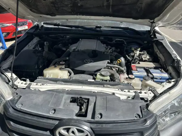 Toyota Hilux 2020 - 26999 EUR, 87000 km - AUTO.MOTO.pt - 87000km - foto 9 de 9