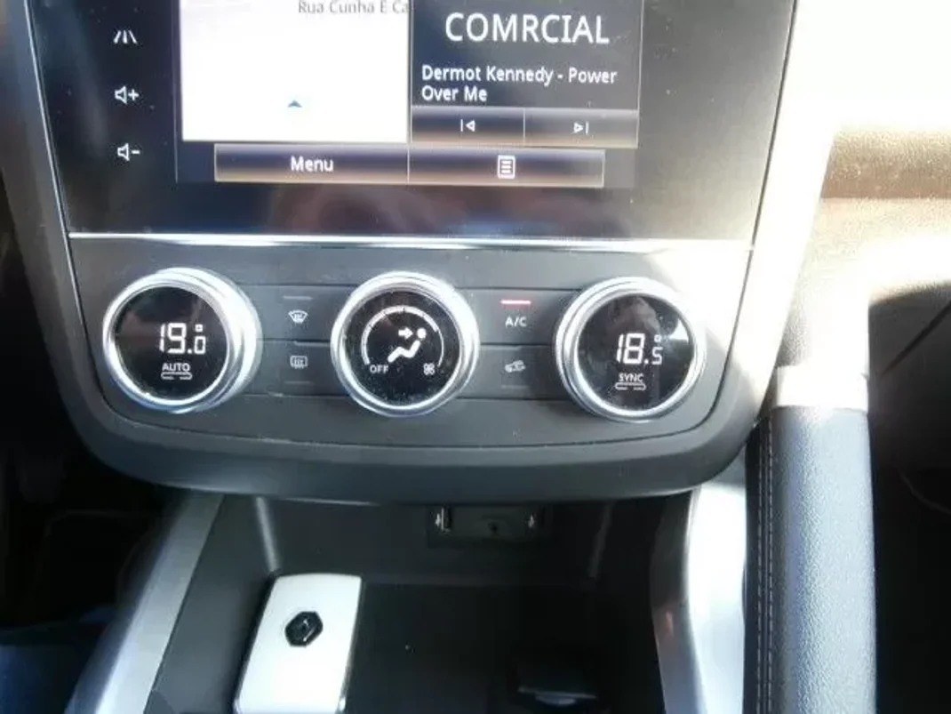 Renault Kadjar 2019 - 17900 EUR, 110677 km - AUTO.MOTO.pt - 110677km - foto 16 de 36