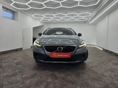 Volvo V40 Cross Country 2018 - 15000 EUR, 106816 km - 106816km - foto 4 de 40