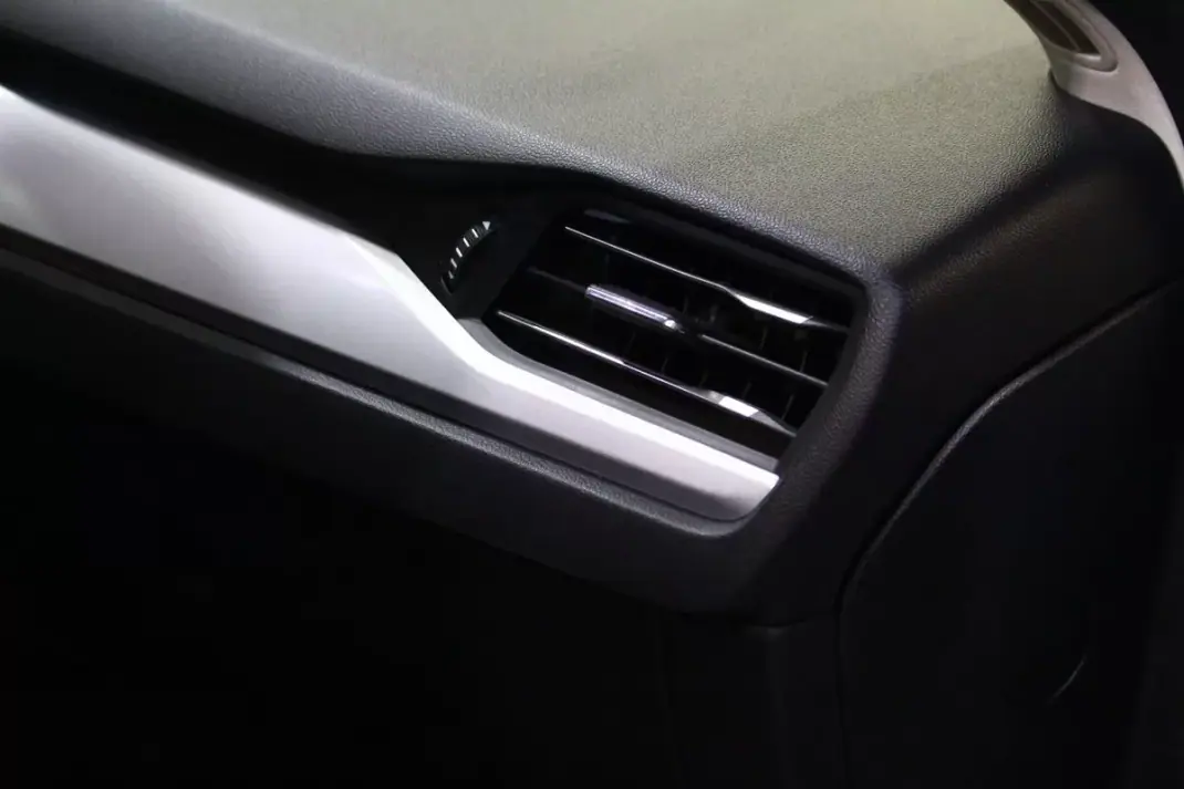 Ford Focus SW 2019 - 13900 EUR, 160000 km - AUTO.MOTO.pt - 160000km - foto 16 de 32