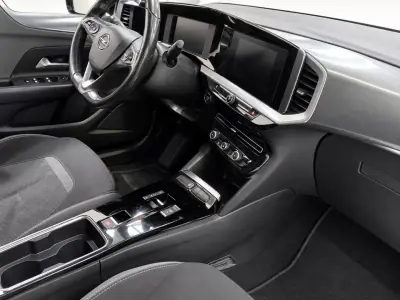 Opel Mokka-e 2023 — foto 5 de 8