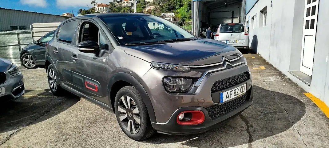 Citroën C3 2021 - 11750 EUR, 105000 km - AUTO.MOTO.pt - 105000km - foto 5 de 11