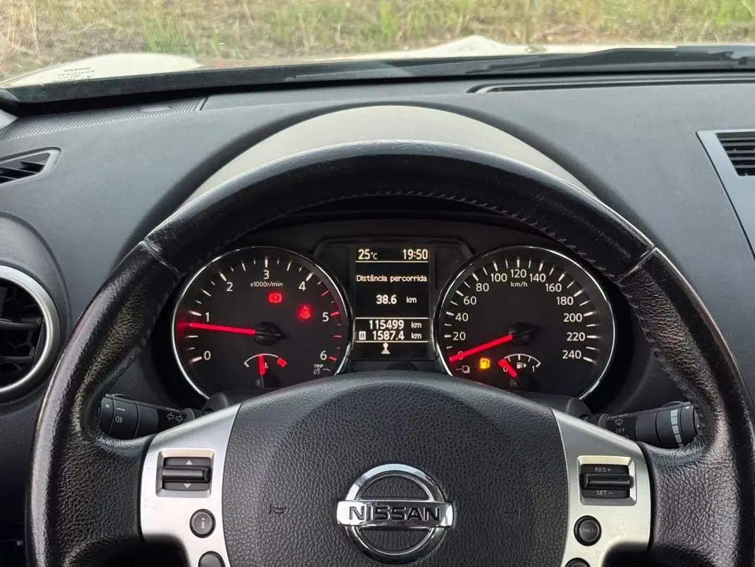 Nissan Qashqai 2010 - 8950 EUR, 115000 km - 115000km - foto 15 de 25