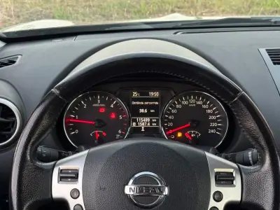 Nissan Qashqai 2010 - 8950 EUR, 115000 km - 115000km - foto 15 de 25