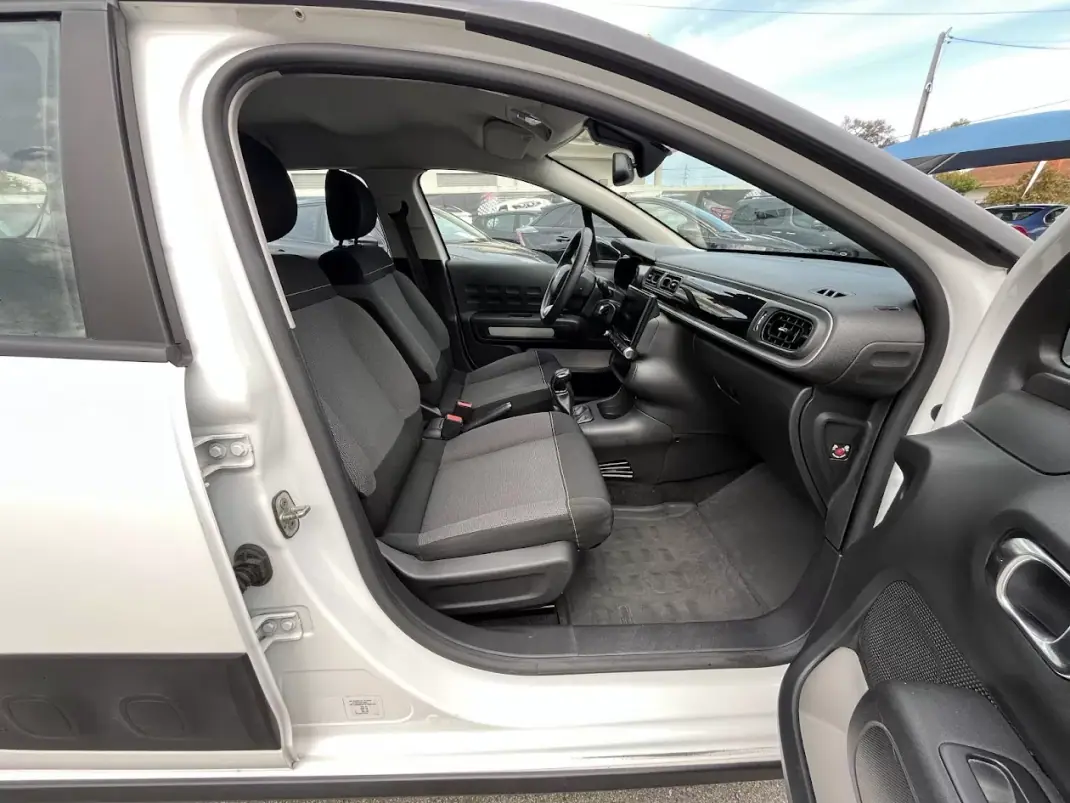 Citroën C3 2019 - 8750 EUR, 123000 km - AUTO.MOTO.pt - 123000km - foto 30 de 48