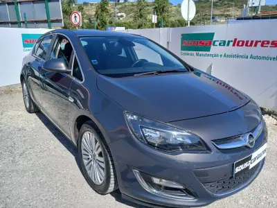 Opel Astra 2013 - 6250 EUR, 159389 km - AUTO.MOTO.pt - 159389km - foto 4 de 26