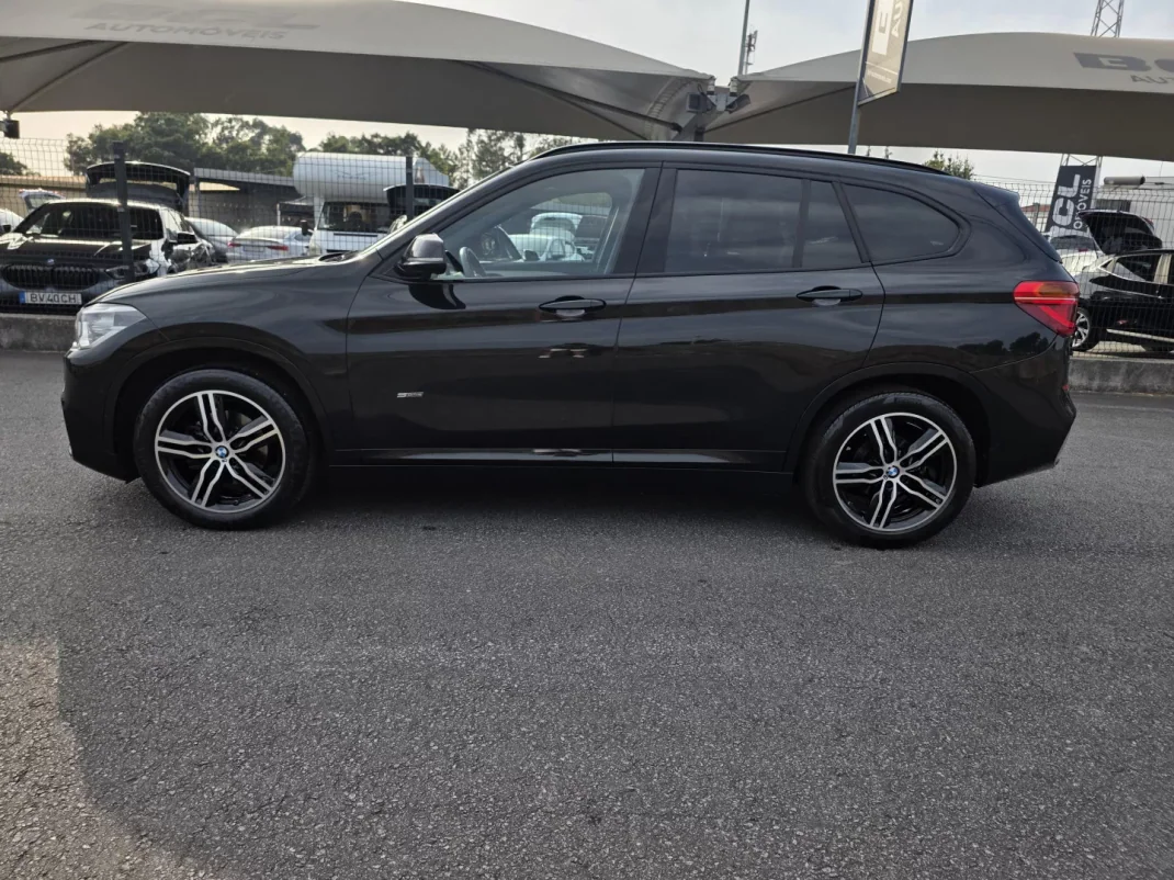 BMW X1 2018 - 25990 EUR, 158000 km - AUTO.MOTO.pt - 158000km - foto 8 de 49