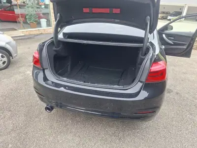BMW 318 2016 - 14870 EUR, 208238 km - AUTO.MOTO.pt - 208238km - foto 21 de 22