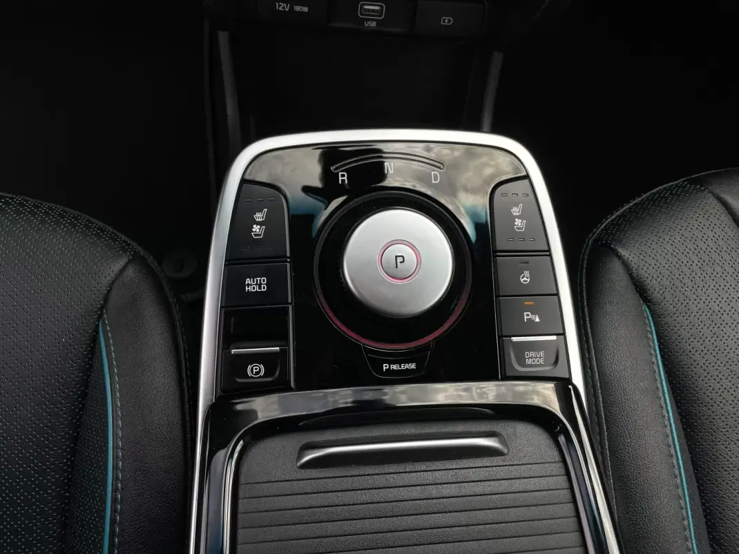 Kia e-Niro 2022 - 22250 EUR, 71631 km - AUTO.MOTO.pt - 71631km - foto 23 de 44