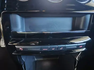 DS DS3 2016 - 17500 EUR, 48000 km - AUTO.MOTO.pt - 48000km - foto 32 de 34