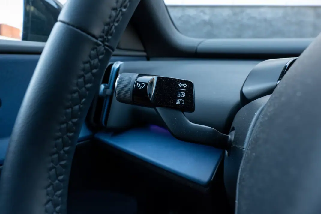 Volvo EX 30 2024 - 31900 EUR, 28000 km - AUTO.MOTO.pt - 28000km - foto 16 de 26