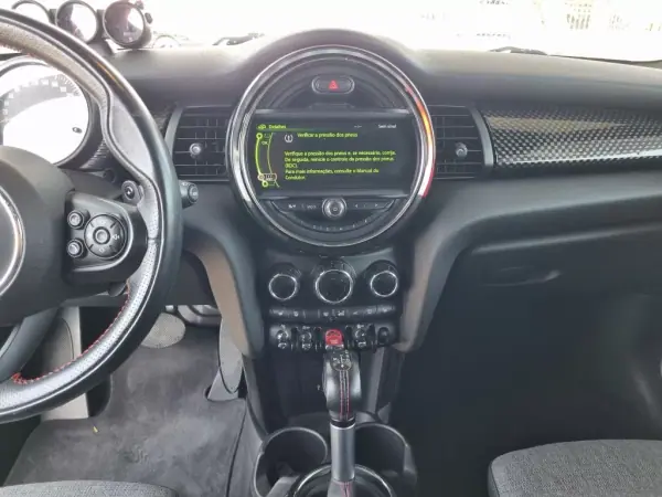 MINI Cooper 2017 - 19990 EUR, 147145 km - AUTO.MOTO.pt - 147145km - foto 12 de 24