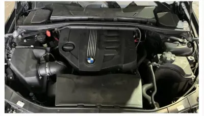 BMW 320 2011 - 12990 EUR, 195123 km - AUTO.MOTO.pt - 195123km - foto 15 de 17