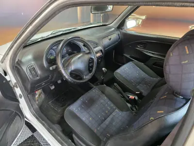 Citroën Saxo 2000 - 2450 EUR, 280000 km - AUTO.MOTO.pt - 280000km - foto 2 de 12