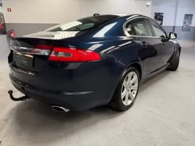 Jaguar XF 2009 - 11999 EUR, 187000 km - AUTO.MOTO.pt - 187000km - foto 3 de 8