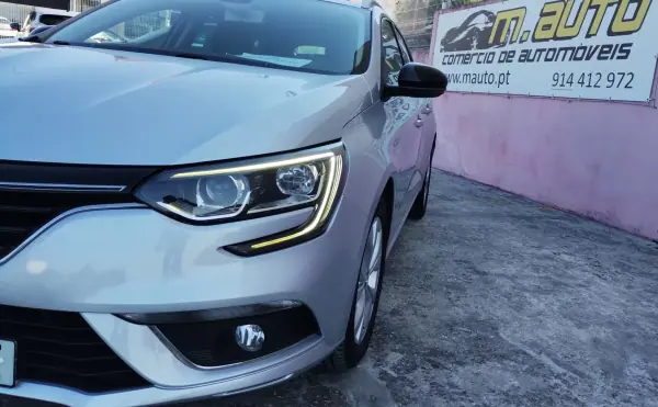 Renault Mégane Sport Tourer 2020 - 13950 EUR, 156000 km - 156000km - foto 10 de 41