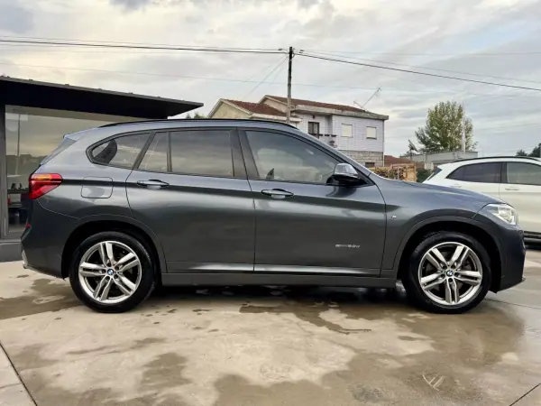 BMW X1 2017 - 23999 EUR, 150000 km - AUTO.MOTO.pt - 150000km - foto 23 de 25