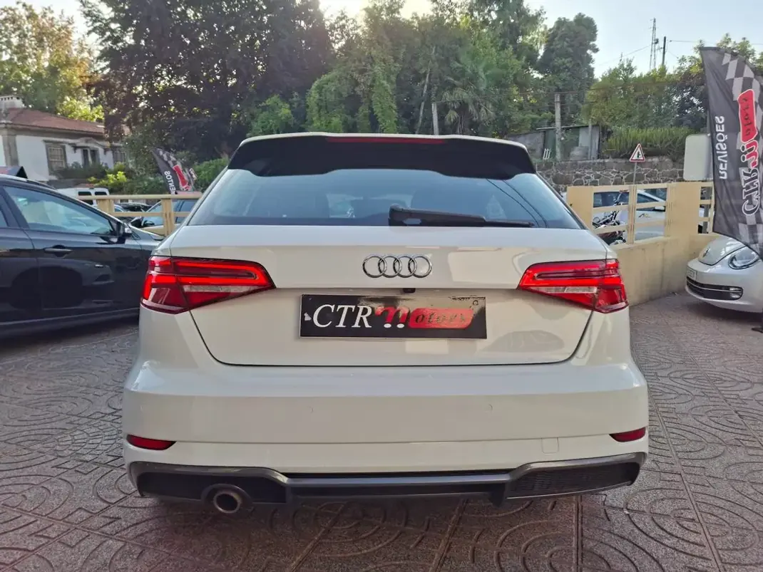 Audi A3 Sportback 2019 - 18500 EUR, 98000 km - 98000km - foto 12 de 28
