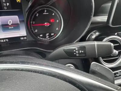 Mercedes-Benz GLC 250 2018 - 34900 EUR, 112000 km - AUTO.MOTO.pt - 112000km - foto 18 de 27