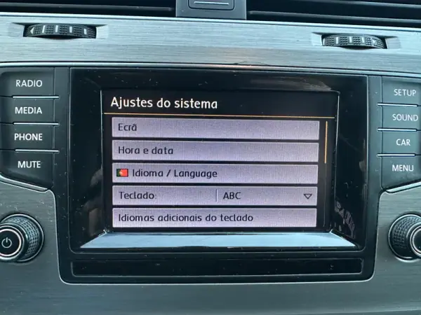 Volkswagen Golf Variant 2015 - 14000 EUR, 161500 km - AUTO.MOTO.pt - 161500km - foto 34 de 55