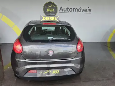 Fiat Bravo 2008 - 4500 EUR, 249000 km - AUTO.MOTO.pt - 249000km - foto 4 de 9