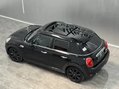 MINI 5 Portas 2016 - 15890 EUR, 167000 km - AUTO.MOTO.pt - 167000km - foto 12 de 34