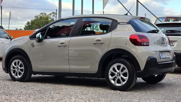 Citroën C3 2023 - 13950 EUR, 27920 km - AUTO.MOTO.pt - 27920km - foto 10 de 22