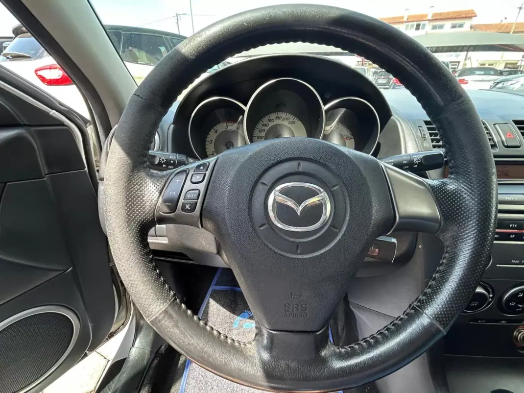 Mazda 3 2008 - 5990 EUR, 257327 km - 257327km - foto 11 de 18
