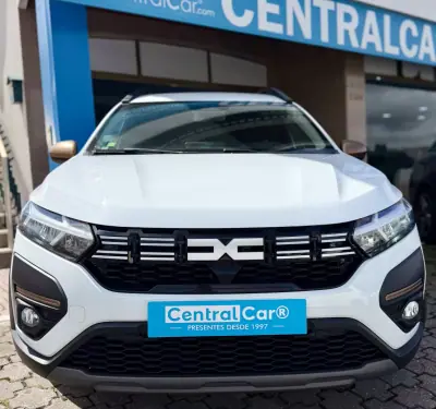 Dacia Jogger 2025 - 18950 EUR, 41000 km - AUTO.MOTO.pt - 41000km - foto 3 de 26