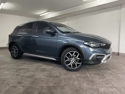 Fiat Tipo 2022 - 15000 EUR, 93076 km - AUTO.MOTO.pt - 93076km - foto 2 de 13