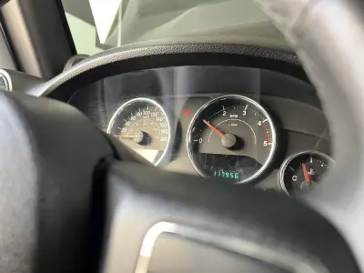 Jeep Wrangler 2014 - 39990 EUR, 115000 km - AUTO.MOTO.pt - 115000km - foto 46 de 54
