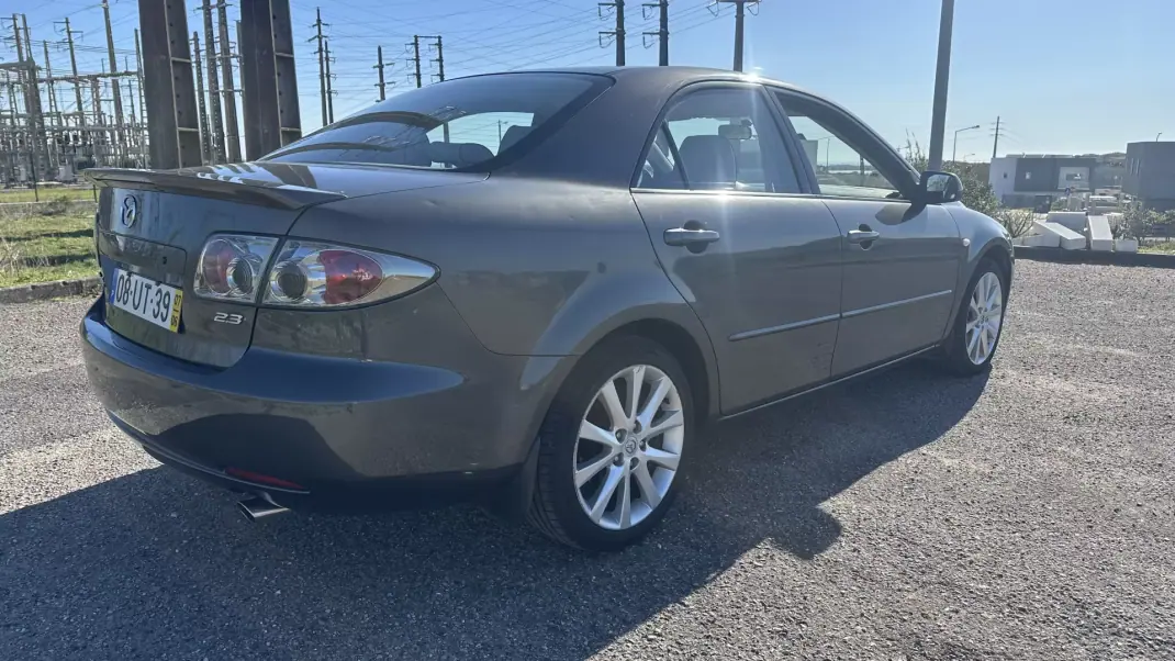 Mazda 6 2007 - 6750 EUR, 115000 km - AUTO.MOTO.pt - 115000km - foto 6 de 15